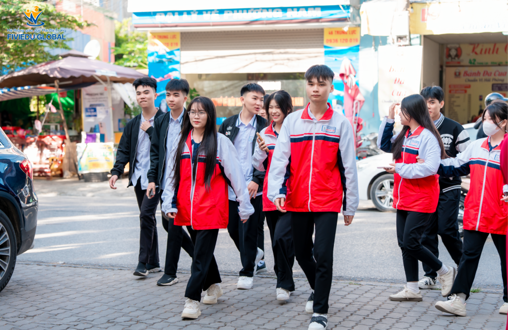 Hội thảo "DU HỌC - LỰA CHỌN MỞ: Cánh cửa mở ra thế giới" ngày 13.11.2025 8 hoi thao 13.11 04