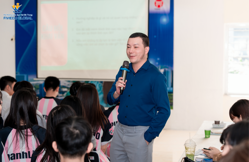 Hội thảo "DU HỌC - LỰA CHỌN MỞ: Cánh cửa mở ra thế giới" ngày 13.11.2025 11 hoi thao 13.11 09